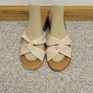 Mila Paoli Beige Knot Leather Slide Sandals